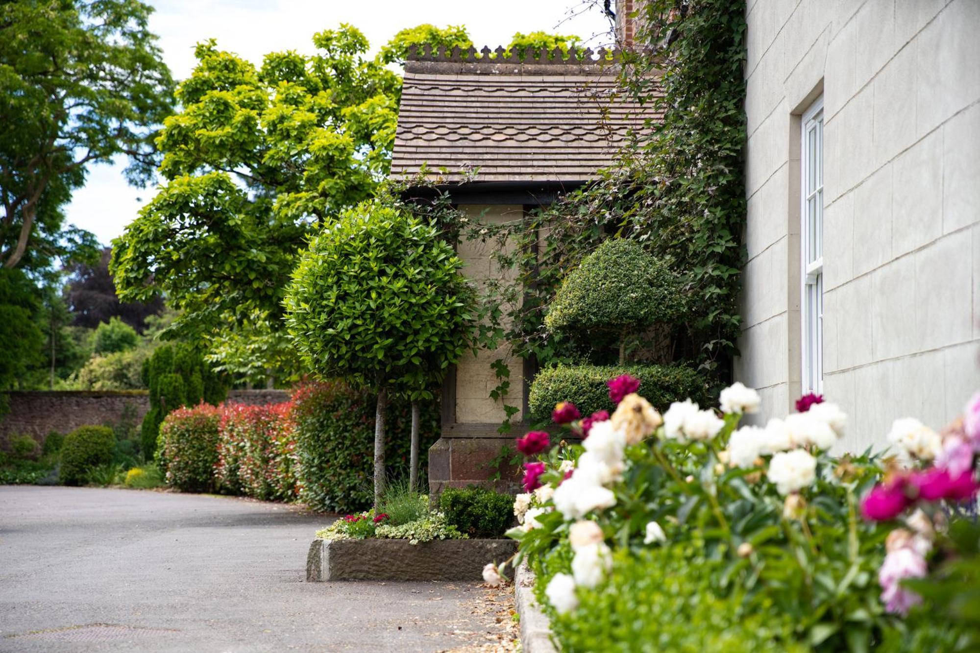 Hartnoll & Hotel
