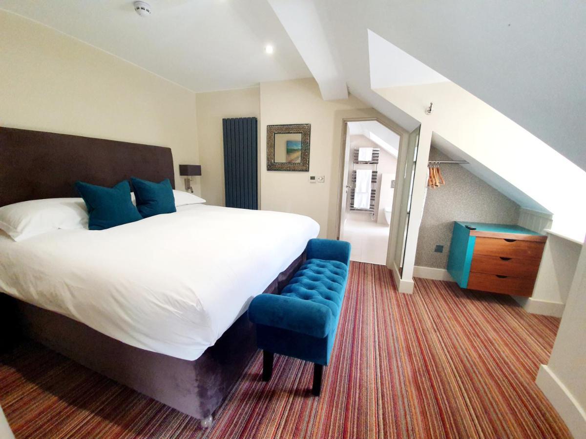 Hartnoll & Hotel