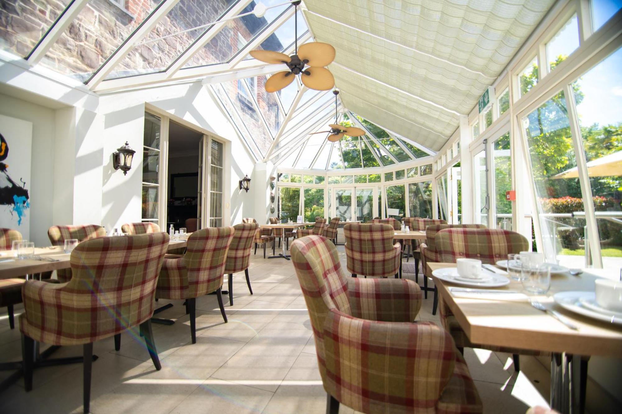 Hartnoll & Hotel